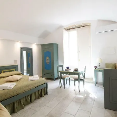 Duomo And Bed & Breakfast